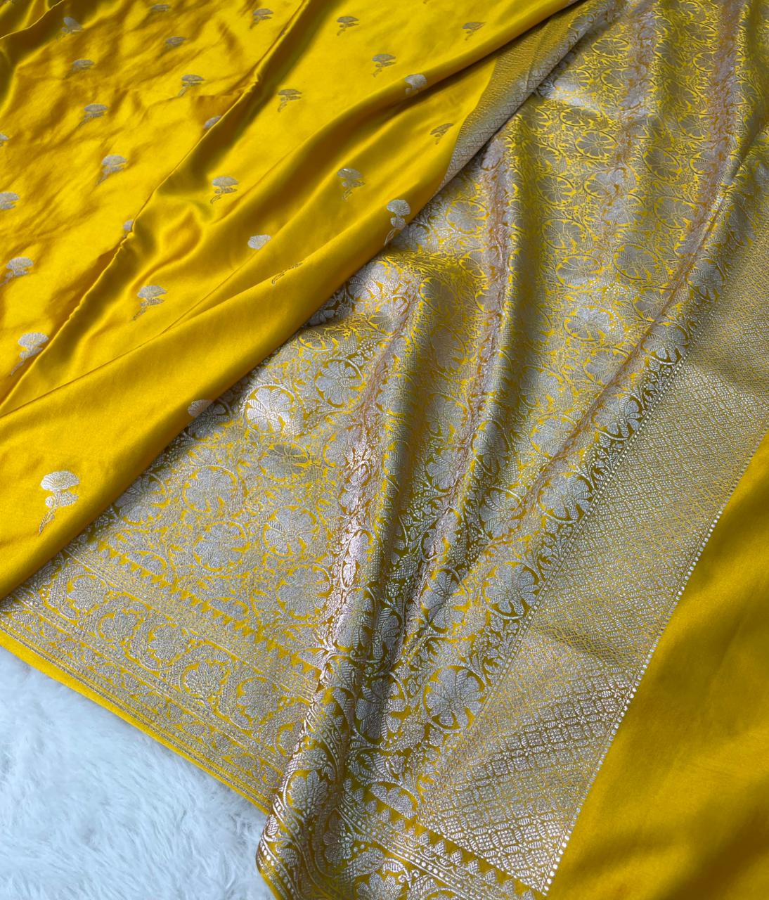 Mashru silk Zari Border Buta Saree