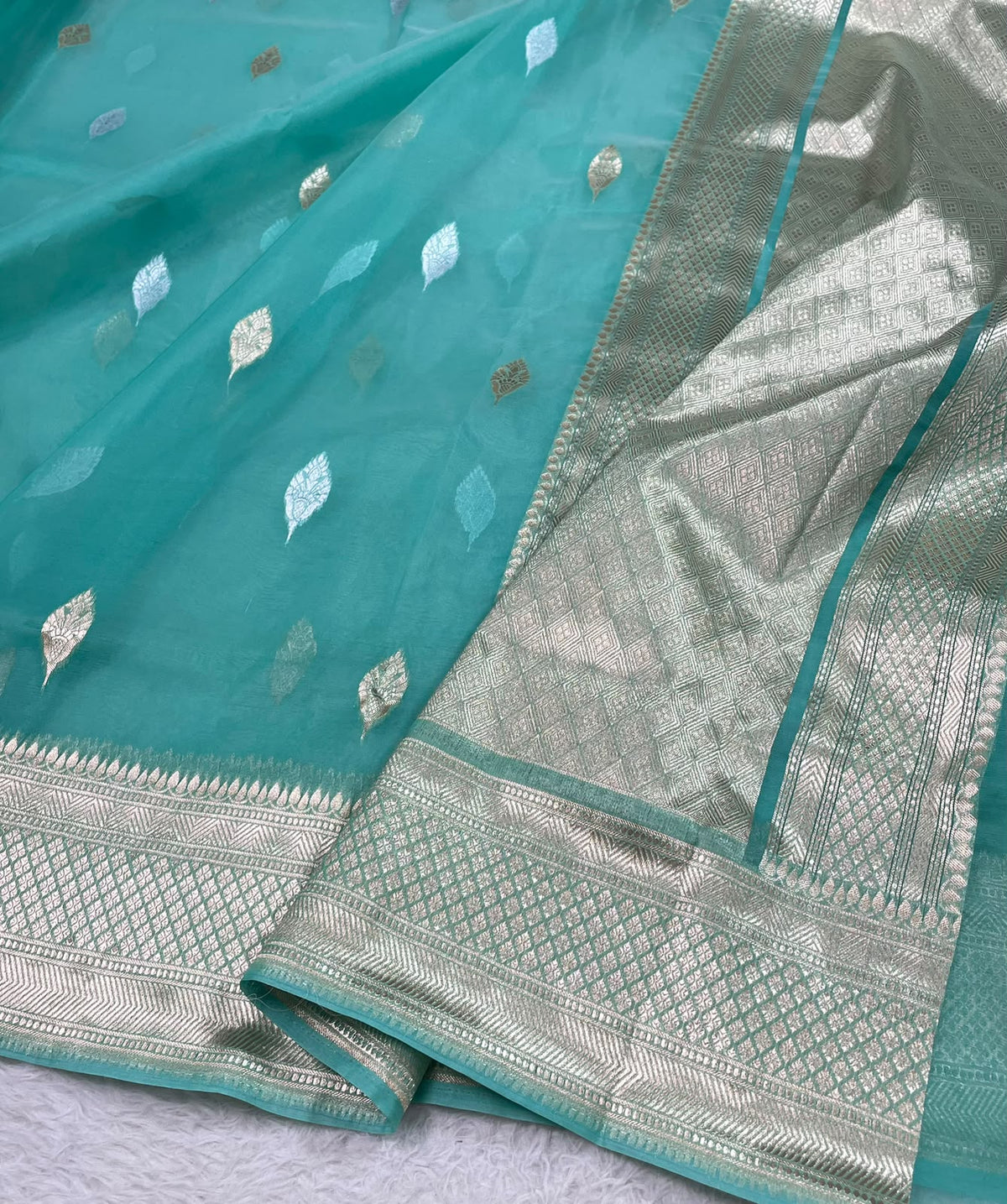 Semi Tissue Sona Rupa Booties Sarees