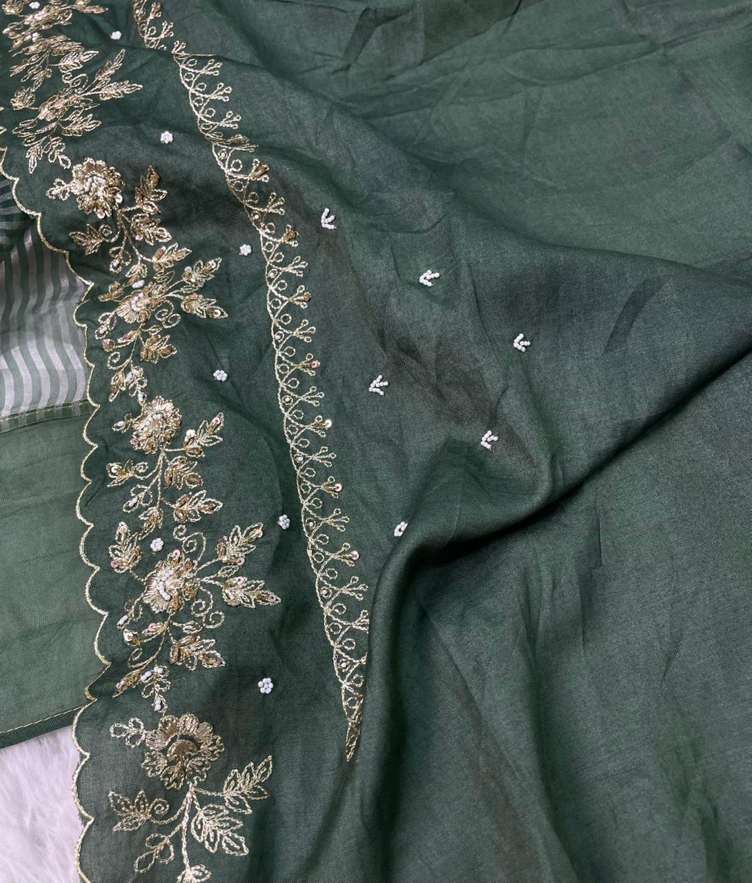 Pure Tissue Handwork Designer Border Saree