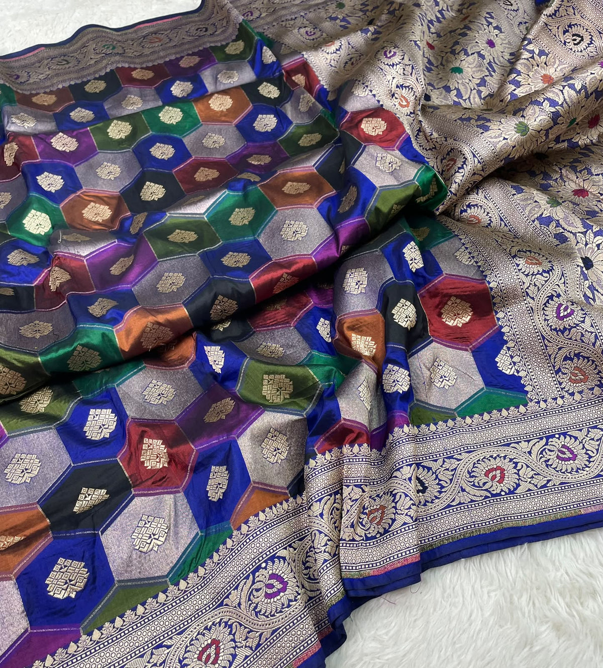 Banarasi Handloom Pure Katan  Cutwork Jangla Saree