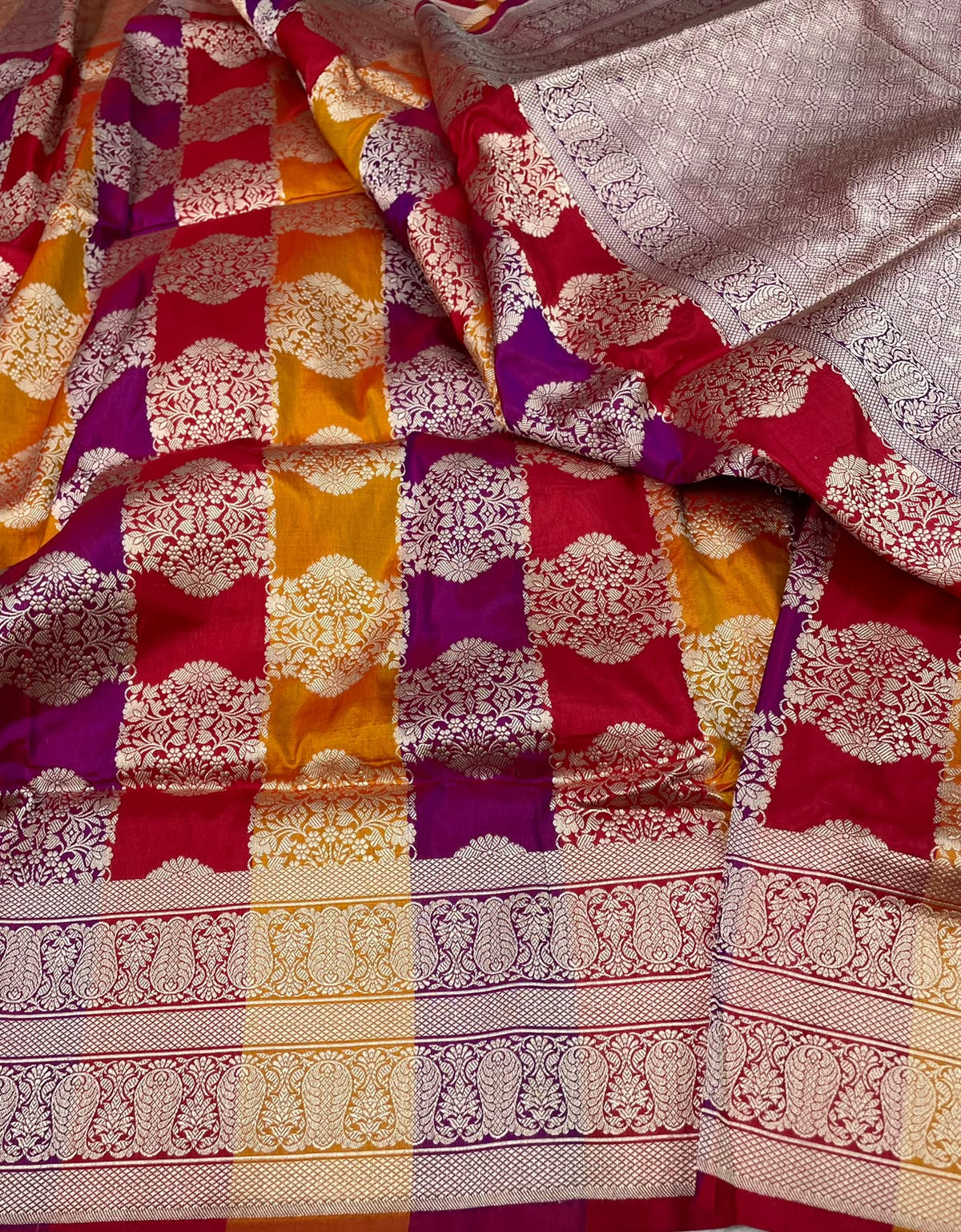 Banarasi Handloom Pure Katan  Cutwork Jangla Saree