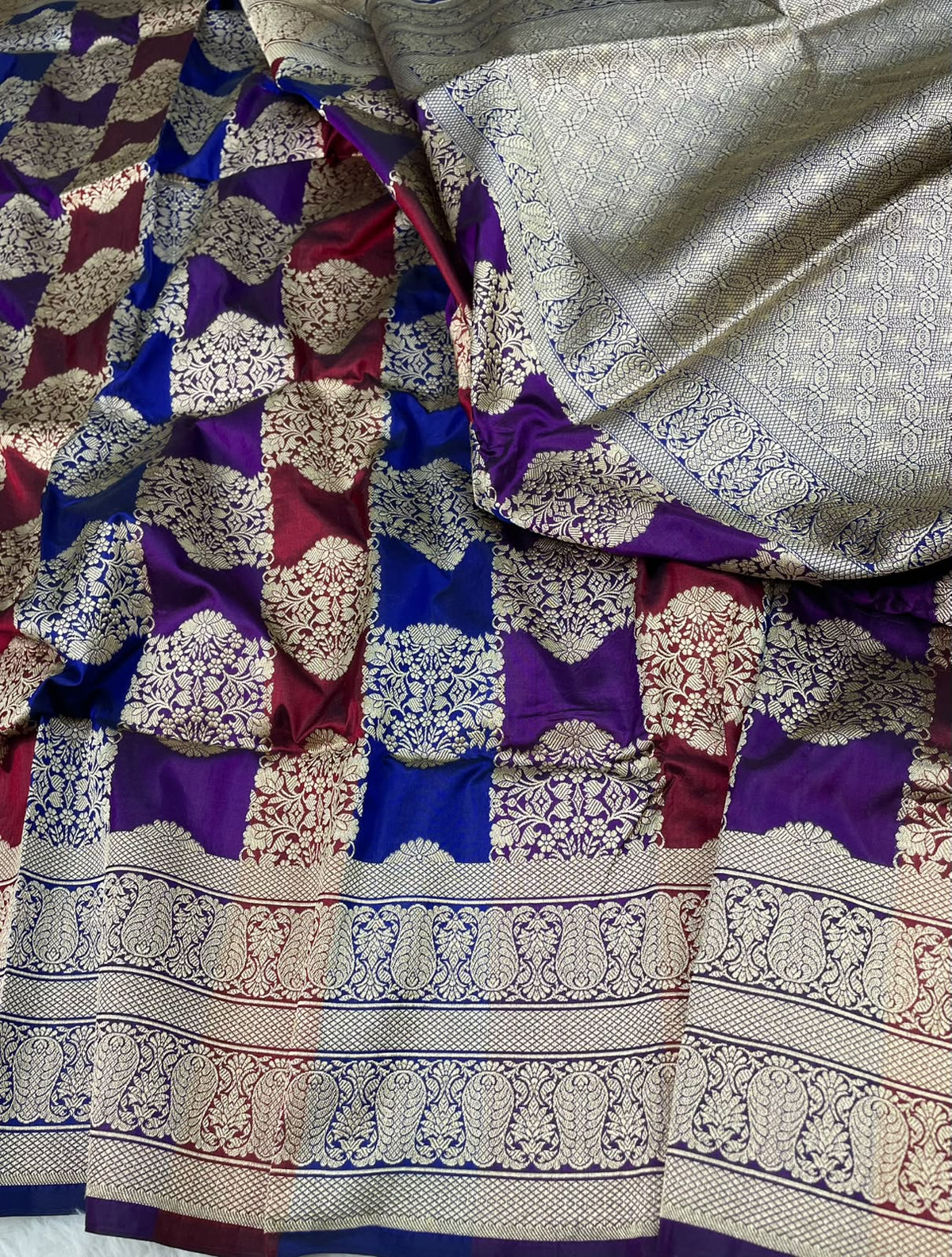 Banarasi Handloom Pure Katan  Cutwork Jangla Saree